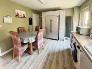 Photo 19- click for photo gallery